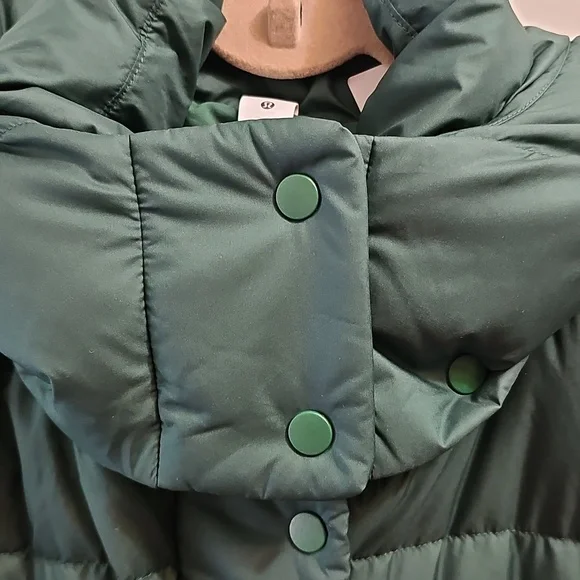 Lululemon Wunder Puff Jacket - Picture 4 of 11